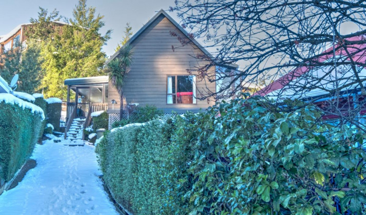 19a  Alpine Avenue