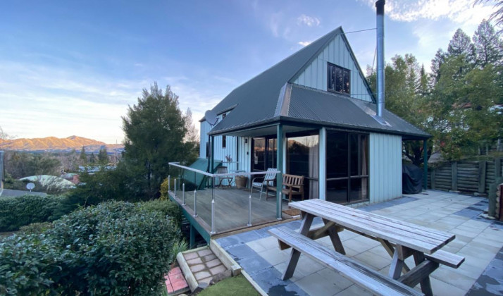 20b Alpine Avenue