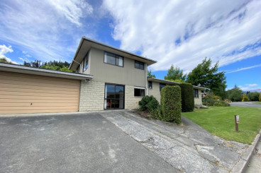 66 Conical Hill Road