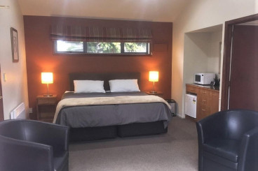 18 Jollies Pass Road - Garden Studio 347